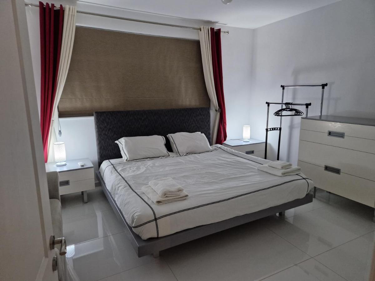 Town Pent House Apartment Luqa Exterior photo